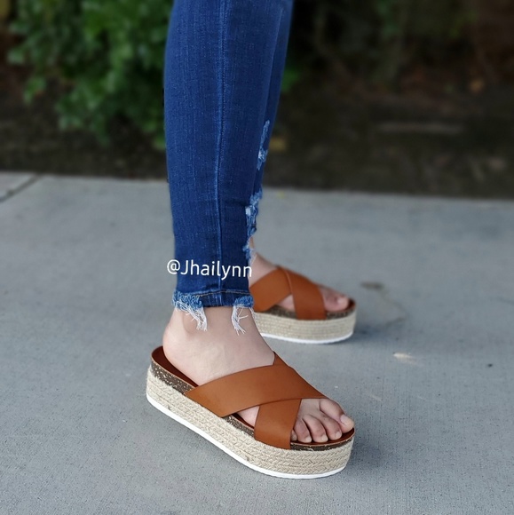 Cognac crisscross espadrille Sandal - Picture 3 of 7